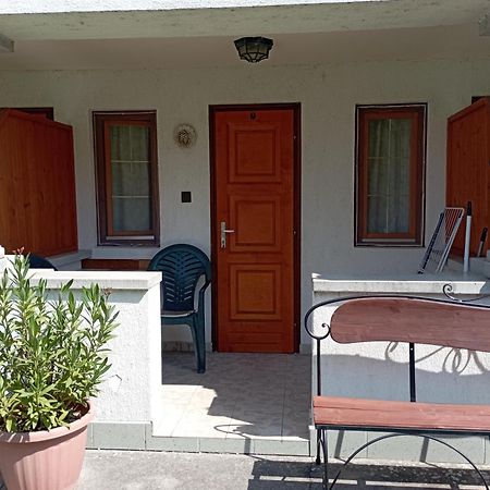 זמראדי Villa Suzy מראה חיצוני תמונה